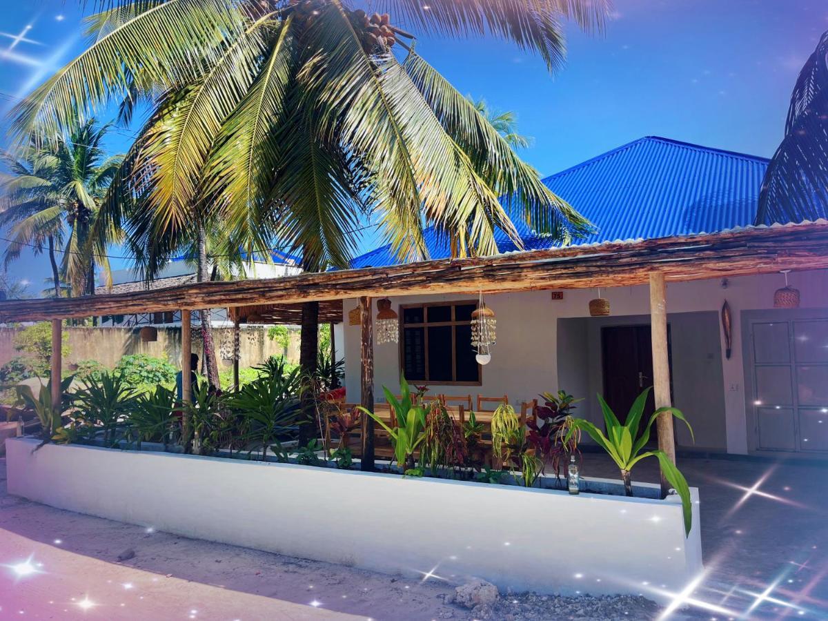 Villa Upendo ปาเยอ ภายนอก รูปภาพ